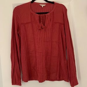 Women’s blouse
